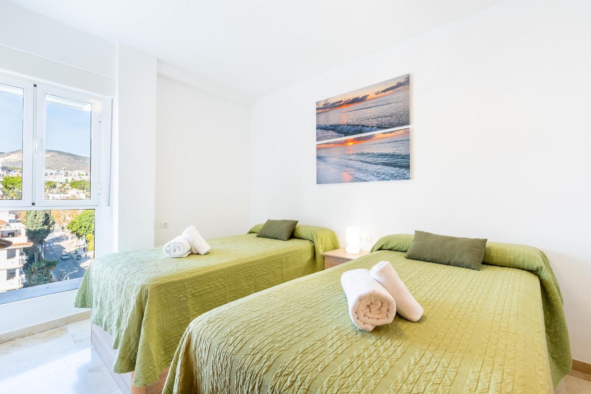 Carihuela II - 2 Bedroom Sea View Apartment Near The Beach Torremolinos Exteriér fotografie