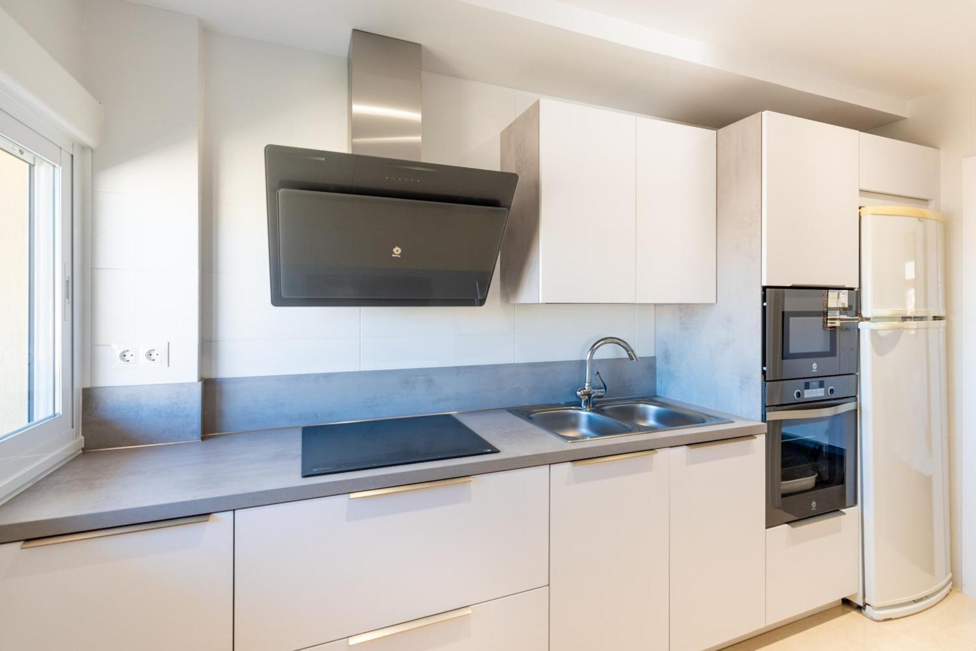 Carihuela II - 2 Bedroom Sea View Apartment Near The Beach Torremolinos Exteriér fotografie